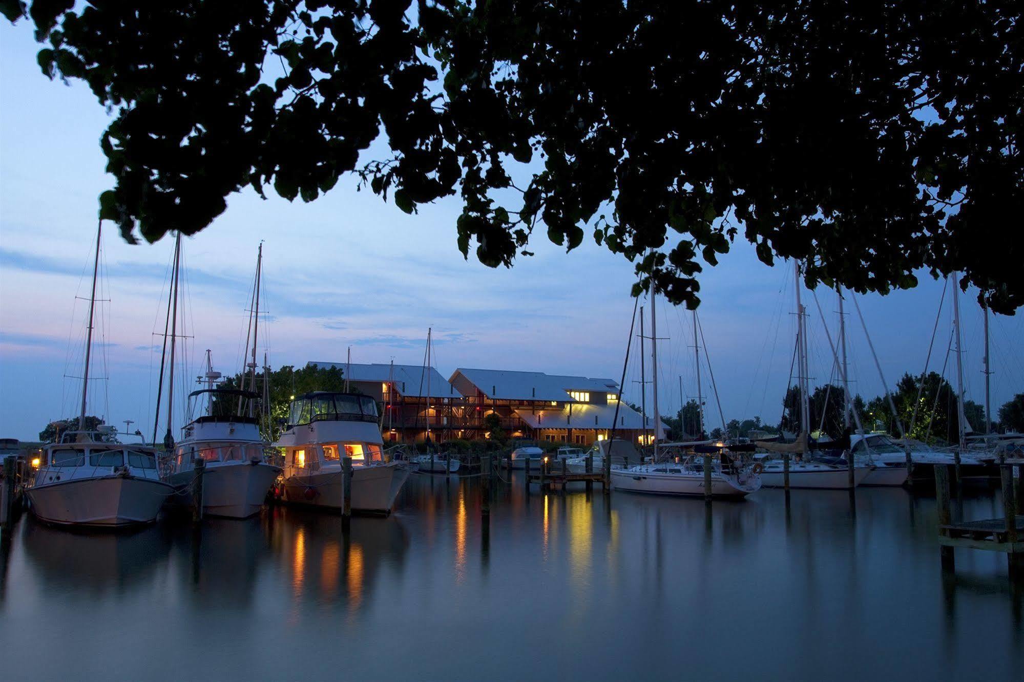 Knapps Narrows Marina & Inn Tilghman Exterior photo